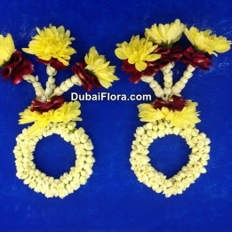 Jasmine Kangan Bracelet – 2 Pieces with Rose Petals & Chrysanthemums (Fresh Flower Jewellery)