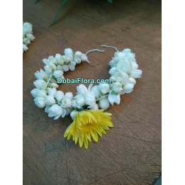 Fresh Jasmine Kangan Bracelet With Yellow Chrysanthemum – Price for 1 Piece
