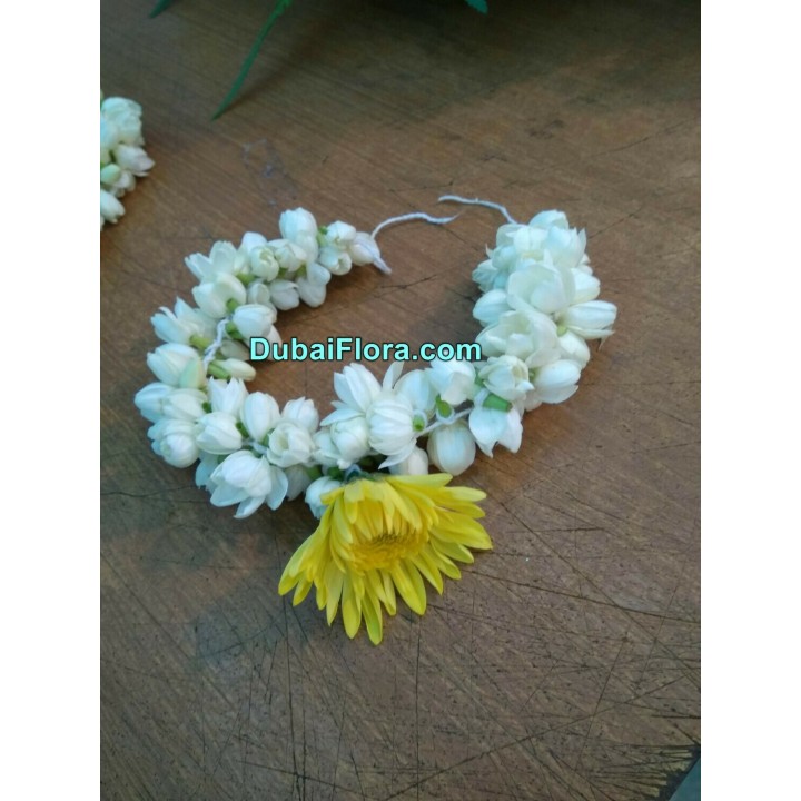 Fresh Jasmine Kangan Bracelet With Yellow Chrysanthemum – Price for 1 Piece