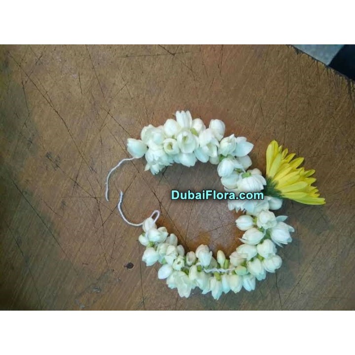 Fresh Jasmine Kangan Bracelet With Yellow Chrysanthemum – Price for 1 Piece