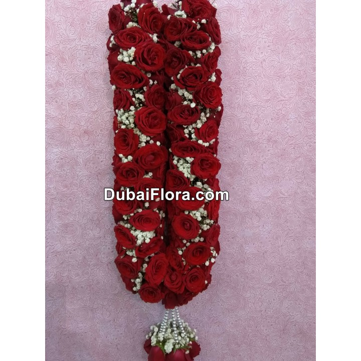 Fresh Red Roses Garland