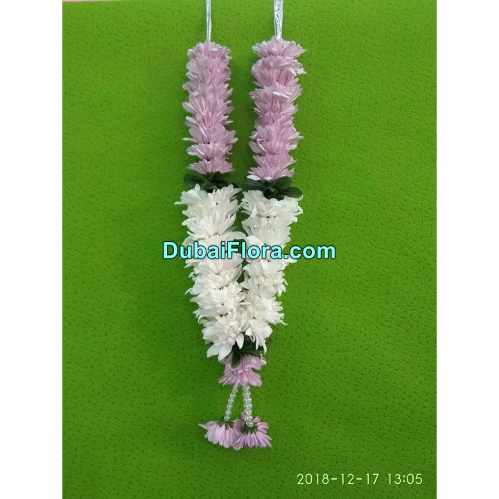 Fresh Pink and White Chrysanthemum Garland