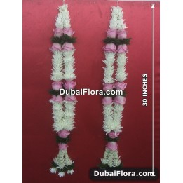 Fresh Pair of Chrysanthemum and Pink Roses Garland (Haar)