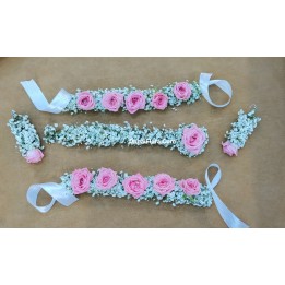 Fresh Flower Bridal Jewelry Set – Baby Pink Roses & White Gypsophila (2 Bracelets, 2 Earrings, 1 Maang Tika)