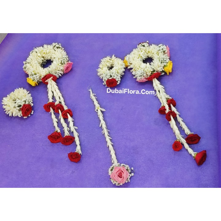 Fresh Bridal Set with Tuberoses, Multi-Colour Baby Roses and Gypsophila