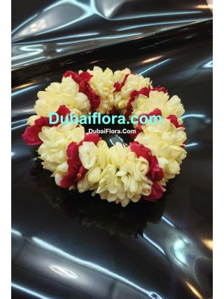 Pair  Jasmine kangan with rose patels 