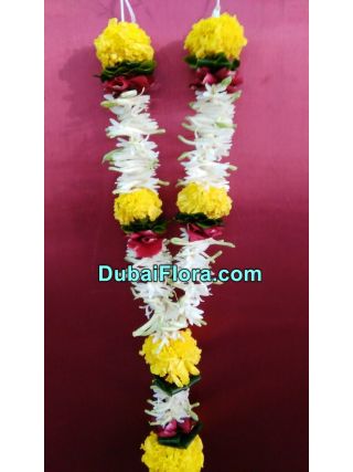 Tuberose and Marigold Garland with Rose Petals