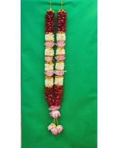 دقل طازج تقليدي – لوتس وردي، تيوبروز أبيض وبتلات ورد حمراء (30 بوصة)